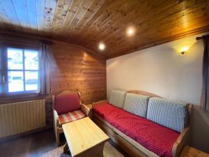 Résidence Alpina Lodge - Séduisant et chaleureux appartement pour 6pers. au pied des pistes MAE-5631
