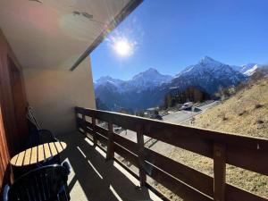 Résidence Flocon Dor - T2 lumineux proche des pistes avec place de parking – Confort, calme et vue montagne ! MAE-5671