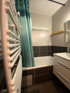 Résidence Kandahar - Agréable appartement esprit montagne, en centre station MAE-5701