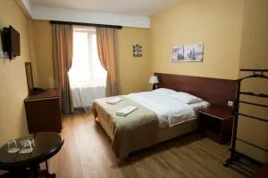 Lords Hotel - 鲁斯塔维