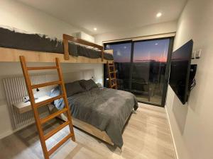 Aldea 2BR, Service Room and Ocean View for 7