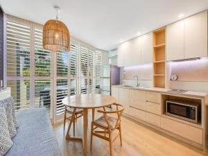 Landmark Resort Renovated Beach Apartment