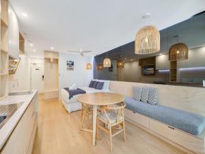 Landmark Resort Renovated Beach Apartment