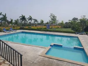 Island Escape-Stonebrook Manor - Silver Sands