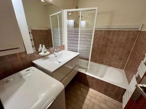 Appartements Duplex 4/6 pers, centre station avec parking et wifi - FR-1-459-73 : photos des chambres