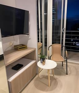 Maravilloso loft con vista al atardecer - 707