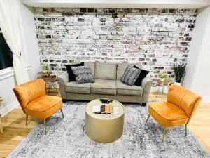 Contemporary Upscale 3BR home at H Street Corridor - River Terrace