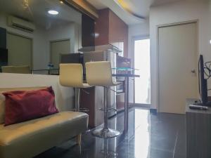 Nice and Cozy Living 2BR Apartment at Green Bay Pluit By Travelio