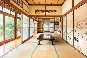 大正浪漫が残る逗子海岸近くの古民家で日常とは離れた一時を - Ikego