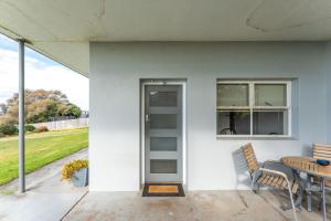 Cosy and Comfortable Unit with Parking & Wifi
