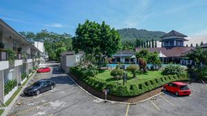 Front One Resort Magelang