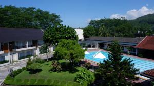 Front One Resort Magelang