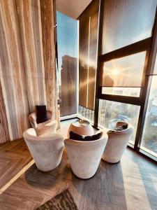 Central Pattaya, Sky Pool and Amazing Location