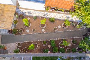 Stefanis Guest House II