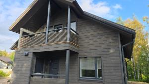 Elves Eco Design House B