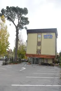 Hotel Due Pini - Lavello
