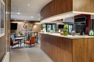 钟楼贝图纳弗奇耶尔贝图那酒店 - 贝休恩