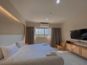 Chaisaeng in the park