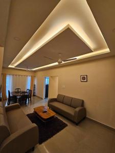 2 BHK APT in RustamBagh - Indranagar