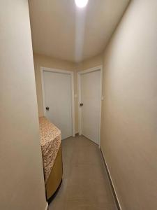 2 BHK APT in RustamBagh - Indranagar