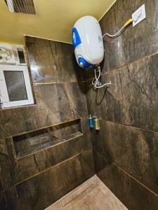 2 BHK APT in RustamBagh - Indranagar