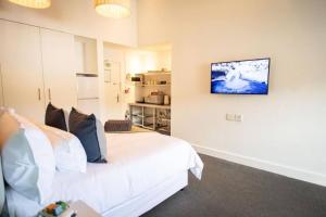 Studio 7 - Hermanus Waterfront Apartments