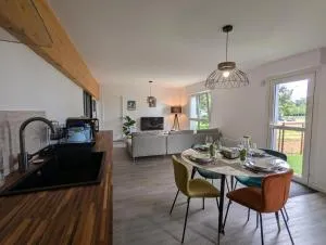 Gîte Clémathite - 孔佛朗