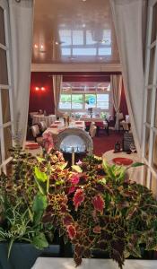 Hotels Hotel Saint Jacques : photos des chambres