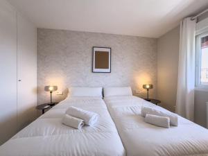 Parque Marbella 16C Magnificent 4 bedroom Apartm