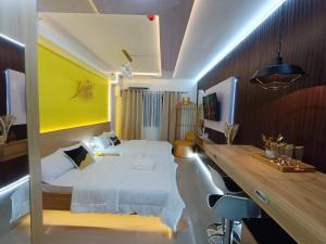 Shore 2 Residences MOA DMBV - Aparthotels, Manila