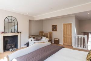 Stylish 1-bed with a Roof Terrace