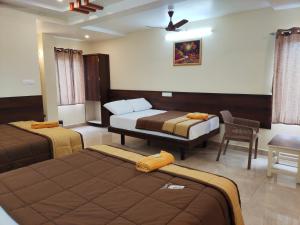 HOTEL DKR GRAND