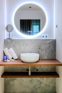 Hotels Hotel Anne de Bretagne : Chambre Familiale