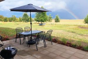 Pasivní dům uprostřed louky