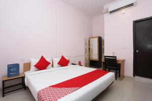 Hotel O R.K residency