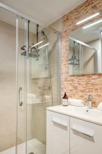 5-Guest Studio in Ostend, Steps from the Beach