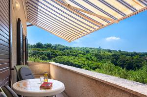 House Olive Garden Strunjan