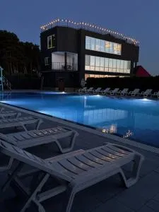Avalon Hotel&Pool - Radekhov
