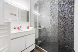 Paris Marais Maison Lombard