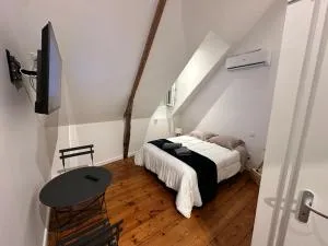 Chambre 3 Face au Donjon - Échebrune