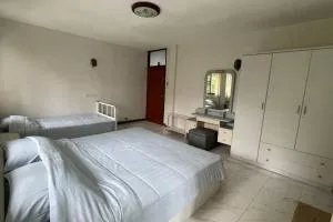 Manoo House E - Pratunam