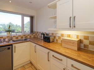 Fenny Marina Cottage