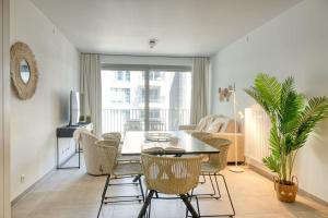 Seaside Escape Perfect for 5 in Ostend