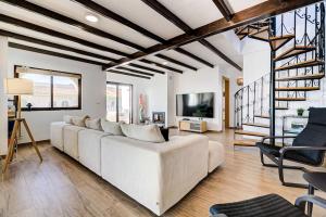 100-Luxury Beachfront Penthouse, La Cala Mijas