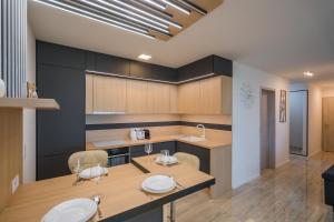 MyFlat Sunset Beach66 Premium Apartment