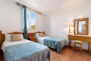 Patalavaca Beach Apartment Pool Terrace