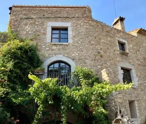 Stone House in Wine Territory - Capmany