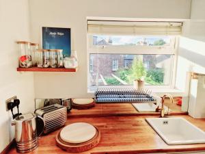 Upscale Family Home Beautiful Setting