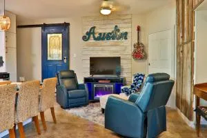 Big Red Cactus - Austin Accommodations - Sunset Valley