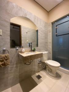 Casa de 2 pisos Del sur 1